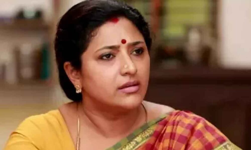 actress-praveena