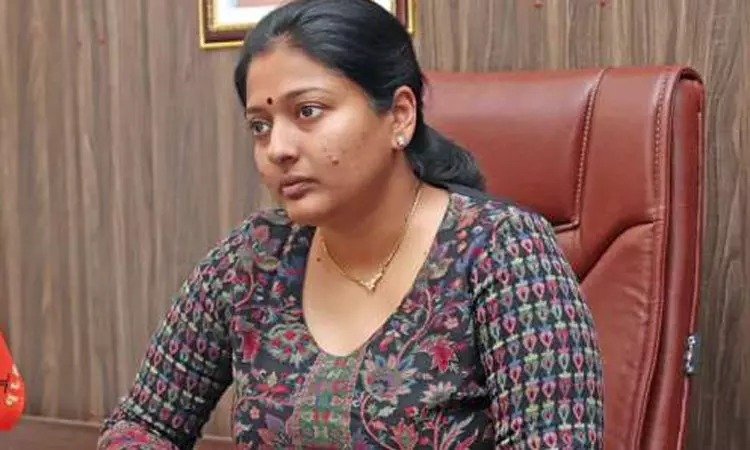gayathiri