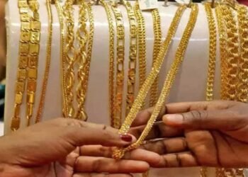 Gold Price Update: ஒரு சவரன் நகை 2 லட்சத்தை தொடும்..! பொருளாதார நிபுணர் சொன்ன அதிர்ச்சி தகவல்..!