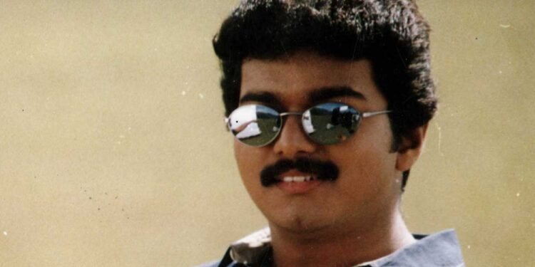 தயாரிப்பாளர் செஞ்ச வேலையால் தோல்வி அடைஞ்ச விஜய் படம்.. கேமராமேன் வெளியிட்ட தகவல்.!