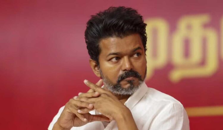 எனக்கு மாஸ் சீன் கம்மியா இருக்கு.. விஜய் ரிஜெக்ட் செய்து மாஸ் ஹிட் கொடுத்த தமிழ் படம்.!